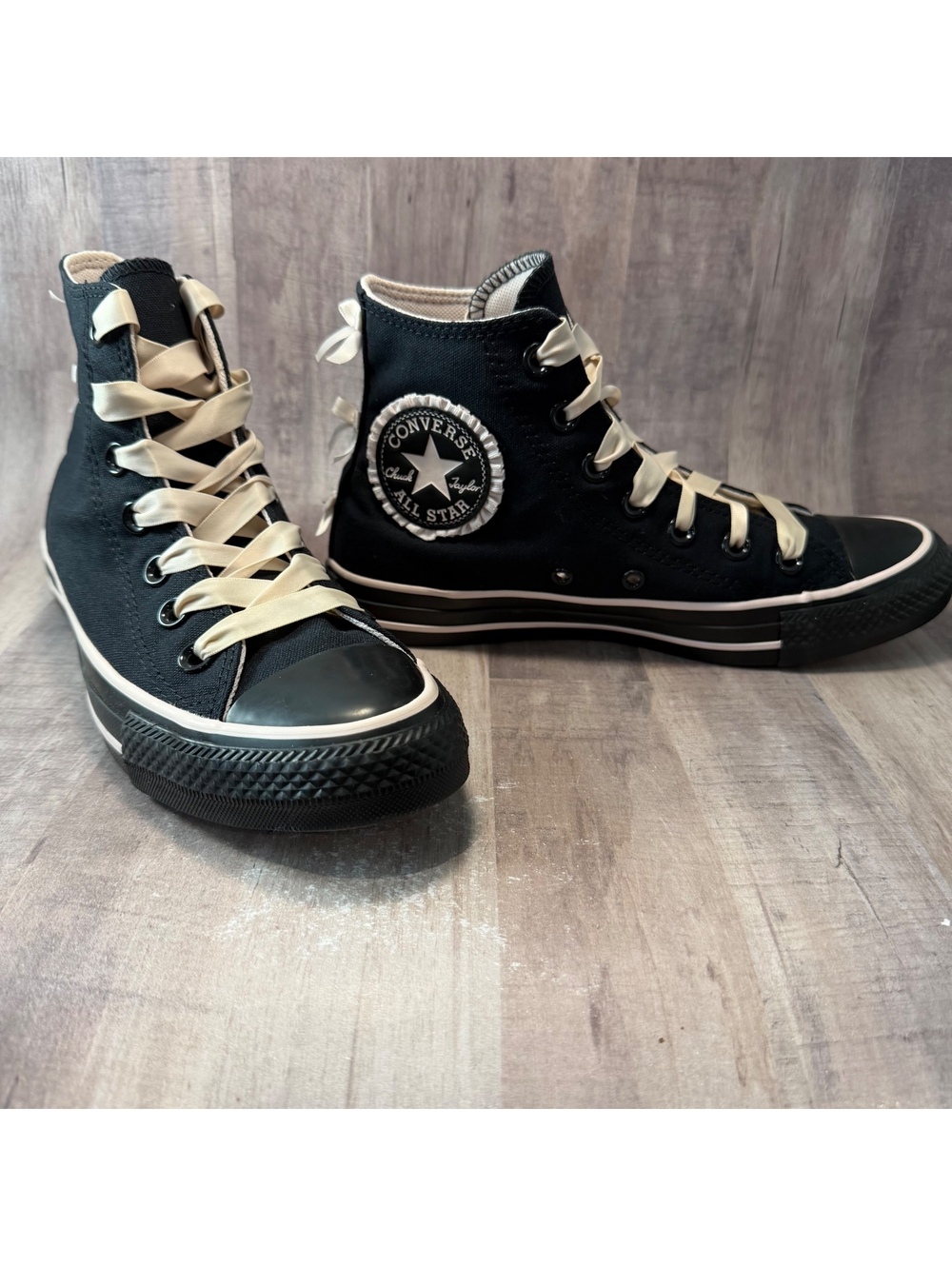 Converse Chuck Taylor Pink Ribbon Dark Swan High Top Women's 7 (M5) Black Shoes